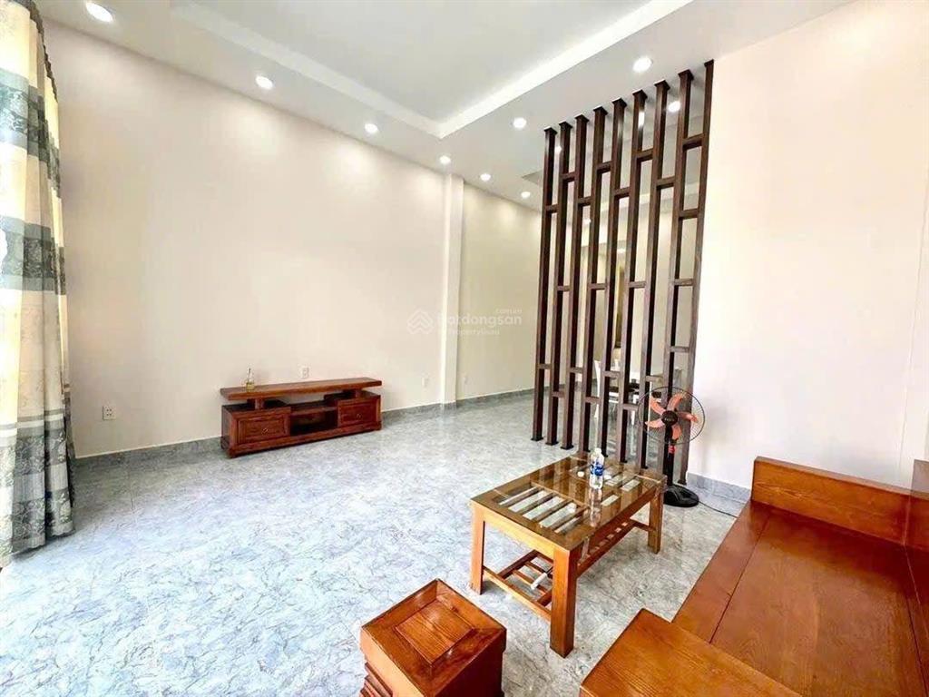 Bán nhà rẻ 103m2 đất, giá 3,6 tỷ, hẻm xe hơi 10m, nguyễn văn tạo, shr, hoàn công, ngay khu a kcn hp