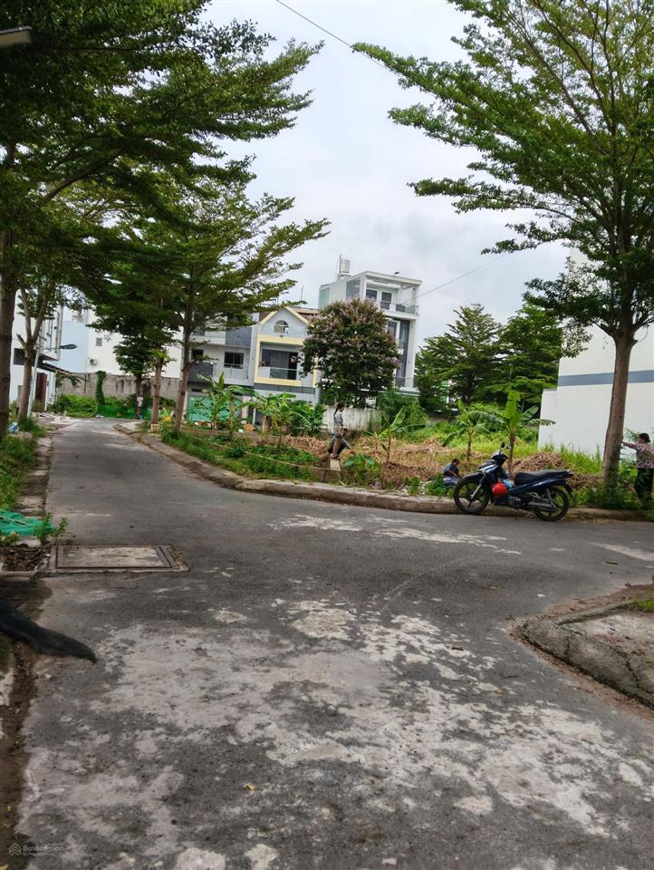 Bán nhà đẹp 4 tầng siêu rẻ 5,85*13,7m, chỉ 6,8 tỷ, hẻm xe hơi 6m huỳnh tấn phát, kế trường lê v hưu