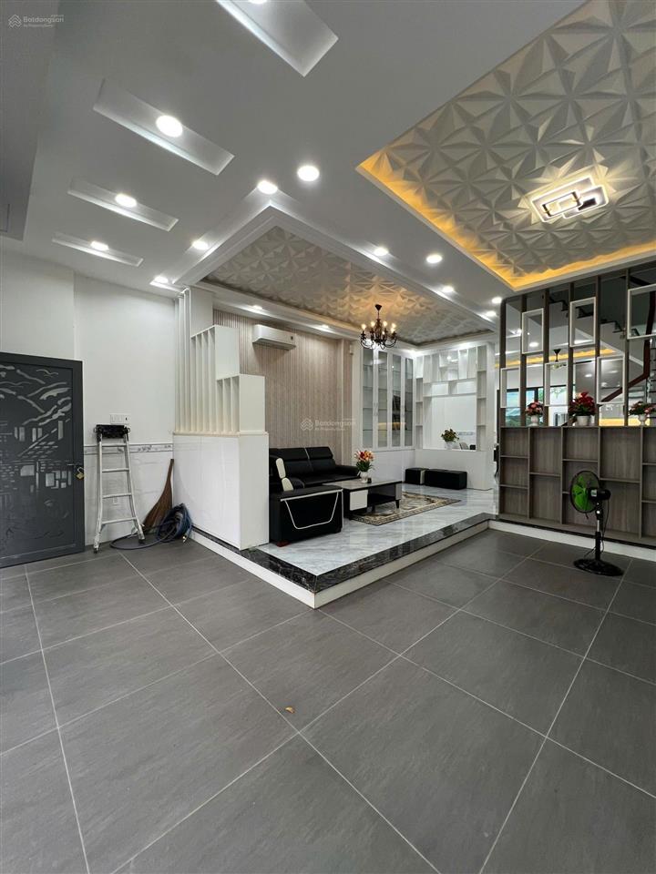 Bán nhà đẹp 4 tầng siêu rẻ 5,85*13,7m, chỉ 6,8 tỷ, hẻm xe hơi 6m huỳnh tấn phát, kế trường lê v hưu