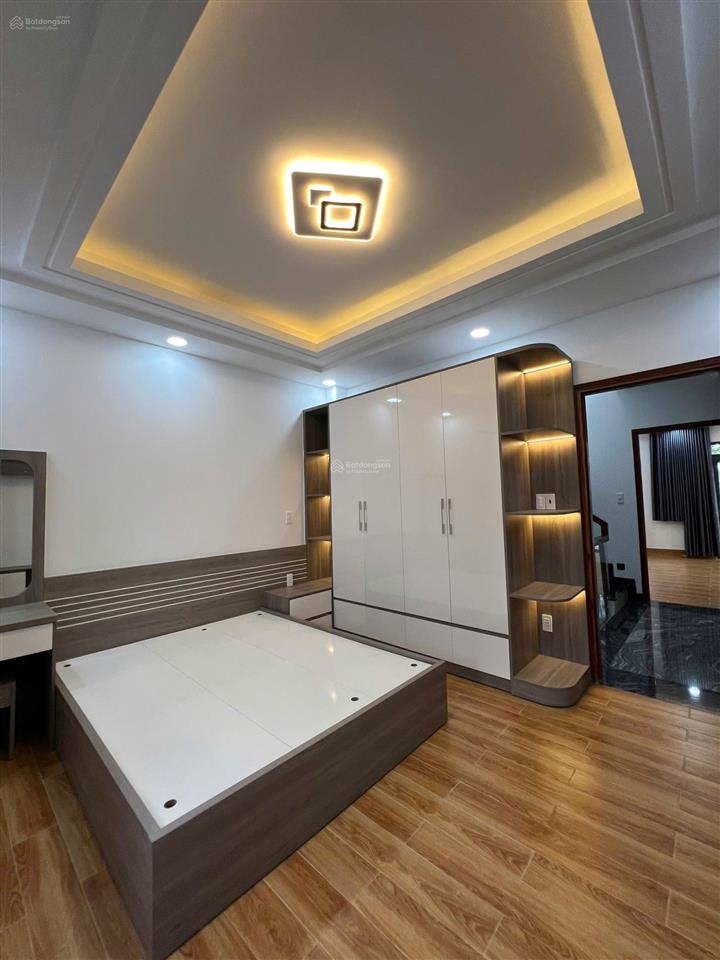 Bán nhà đẹp 4 tầng siêu rẻ 5,85*13,7m, chỉ 6,8 tỷ, hẻm xe hơi 6m huỳnh tấn phát, kế trường lê v hưu