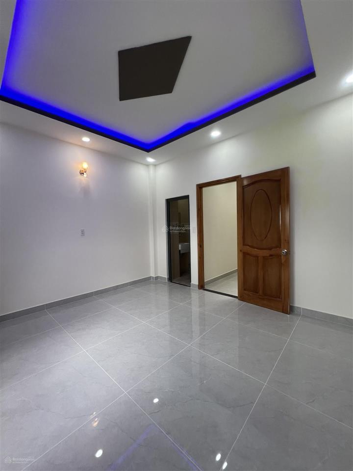 Bán nhà mới 4 tầng giá hời 4,3*13,8m, giá 4,15 tỷ, đường 10m, kdc hoàng hoa, giáp lê văn lương, shr