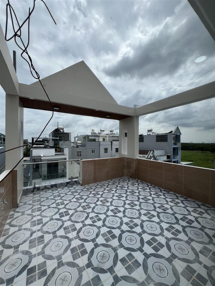 Bán nhà mới 4 tầng giá hời 4,3*13,8m, giá 4,15 tỷ, đường 10m, kdc hoàng hoa, giáp lê văn lương, shr