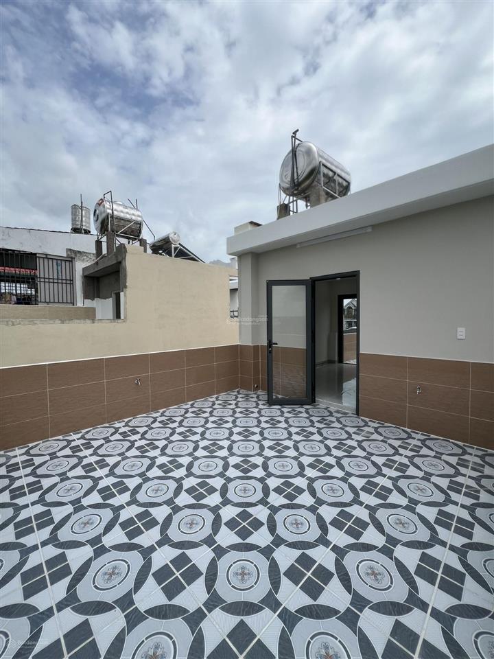 Bán nhà mới 4 tầng giá hời 4,3*13,8m, giá 4,15 tỷ, đường 10m, kdc hoàng hoa, giáp lê văn lương, shr