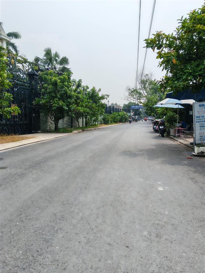 Bán nhà đẹp 2 tầng 4,5*15m, hẻm xe hơi, 5,45 tỷ, cạnh kdc lập phúc, lê văn lương, kế bv nhà bè