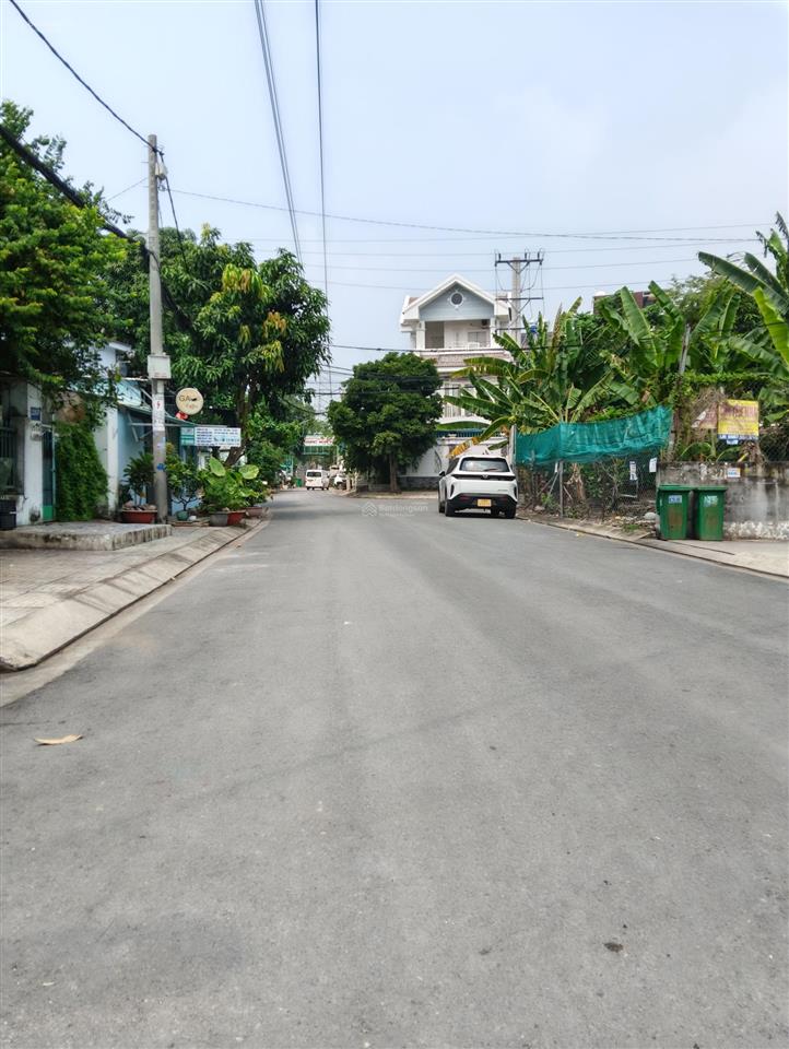 Bán nhà đẹp 2 tầng 4,5*15m, hẻm xe hơi, 5,45 tỷ, cạnh kdc lập phúc, lê văn lương, kế bv nhà bè