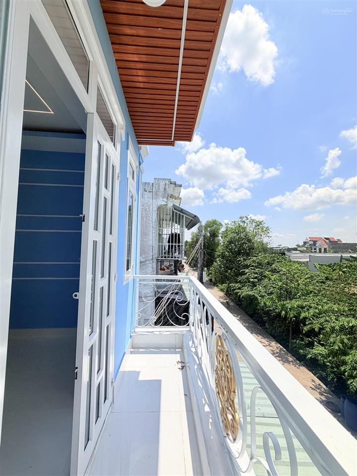 Chính chủ cần bán gấp nhà mặt tiền đường giồng lớn, mỹ hạnh, gò hưu dt 88m2 giá chỉ 1,080 tỷ shr
