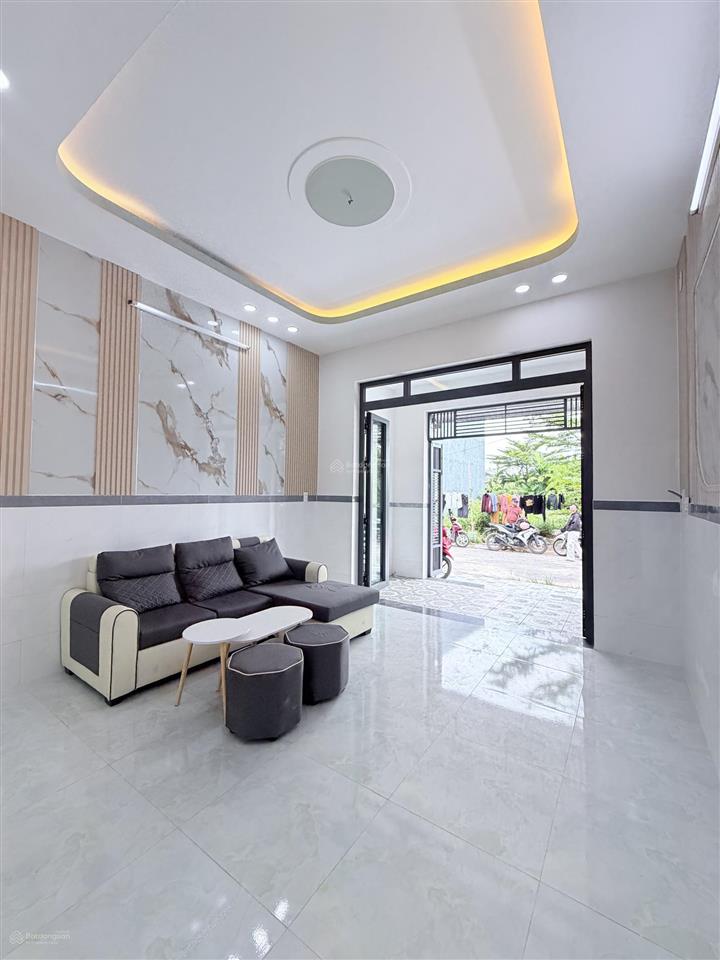 Chính chủ gửi bán căn nhà riêng lẻ đường nhựa 7m giá 795tr sổ riêng  0906 368 *** gần hà duy phiên