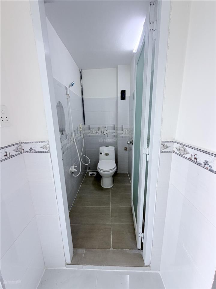 Cần bán gấp nhà chính chủ ngang 4 dài 11 khu dương công khi gần cầu lớn giá 650tr sổ riêng