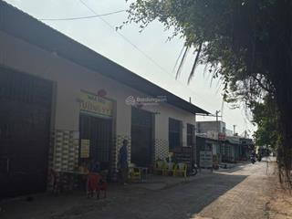 Bán cặp nhà trọ đường đá xanh sẵn 8 phòng + 2 ki  ốt, dòng tiền ổn định