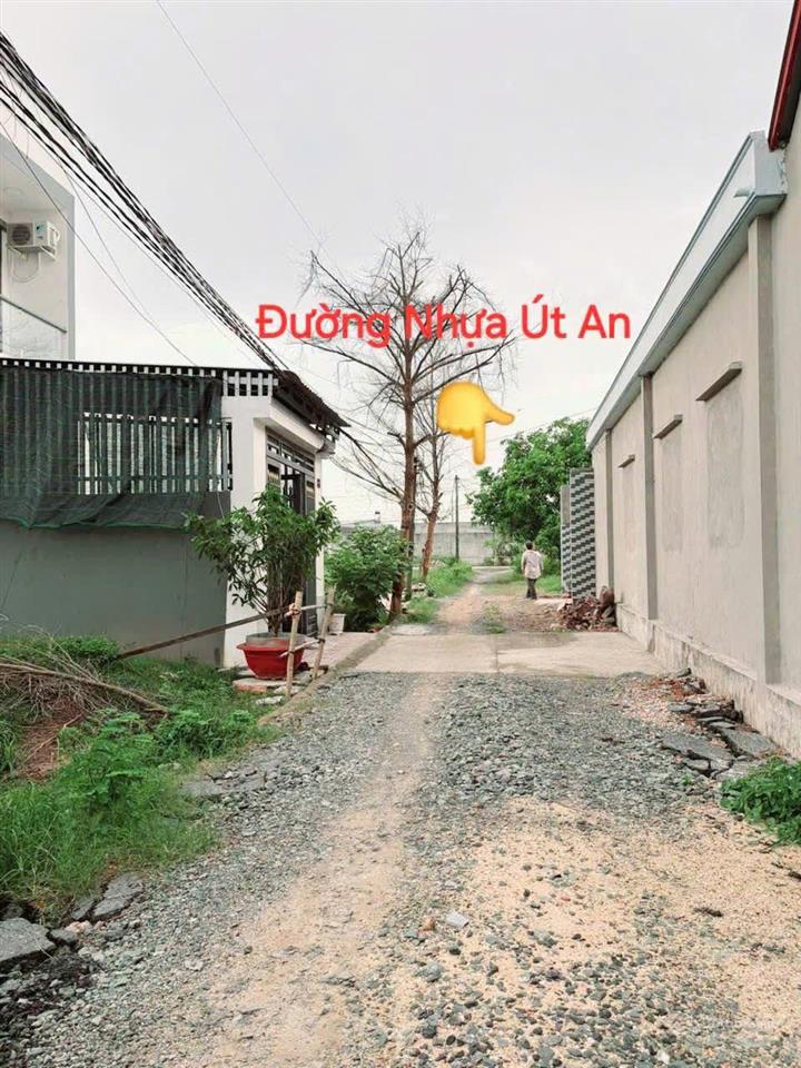 Chính chủ vừa gởi bán gấp lô đất kv4, thị trấn đức hòa.