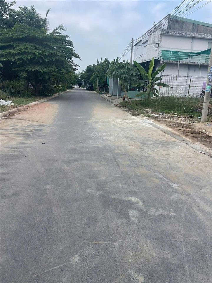 Cần bán dãy trọ mới 100%, kdc tân đức, có nước máy