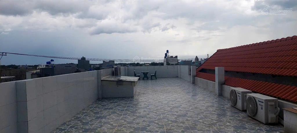 Hạ giá bán gấp, giá 4 tỷ 100.
cần bán nhà 24a giá đầu tư tốt