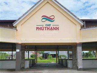 Lô góc 2 mặt tiền đối diện chợ cơ hội đầu tư hiếm.