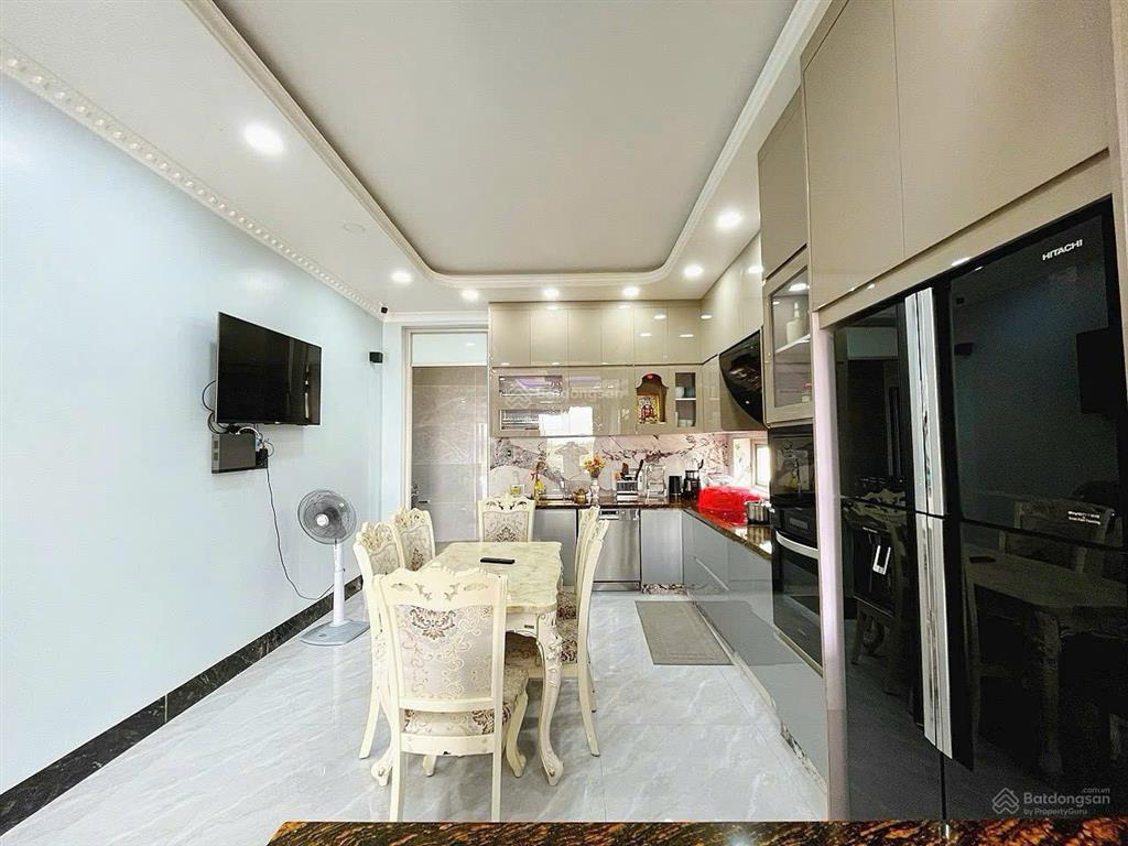 Chủ gửi bán nhà tân cổ điển đức hòa thượng, đức hòa, long an