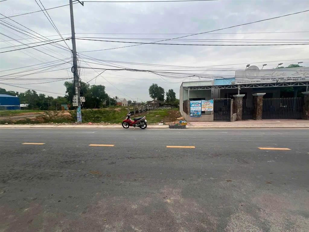 Chủ gửi bán lô đất mặt tiền đường óc eo sát bên trường học