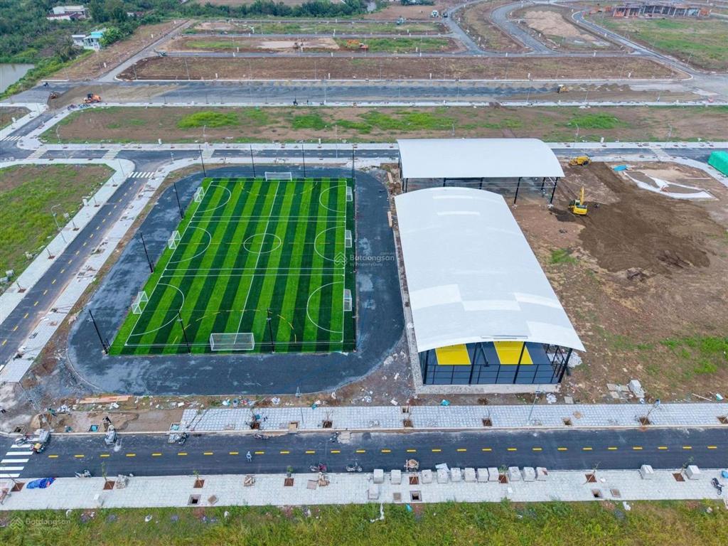 Chuyên bán nền và nhận ký gởi bán lại nhanh  xây nhà  đường lớn  căn góc  view công viên