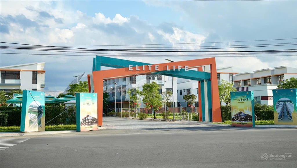 Chuyên bán nền  nhận gởi bán lại ra hàng nhanh  xây nhà  đường lớn  căn góc  view công viên