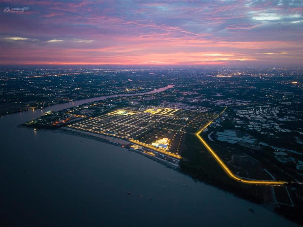 Bán nền  nhận ký gởi bán lại giao dịch nhanh  đường lớn  căn góc  view công viên  xây nhà