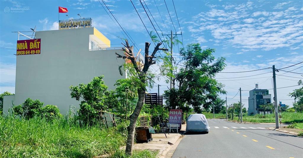 Bán nền  nhận ký gửi bán lại ra hàng nhanh  đường lớn  căn góc  view công viên  xây nhà