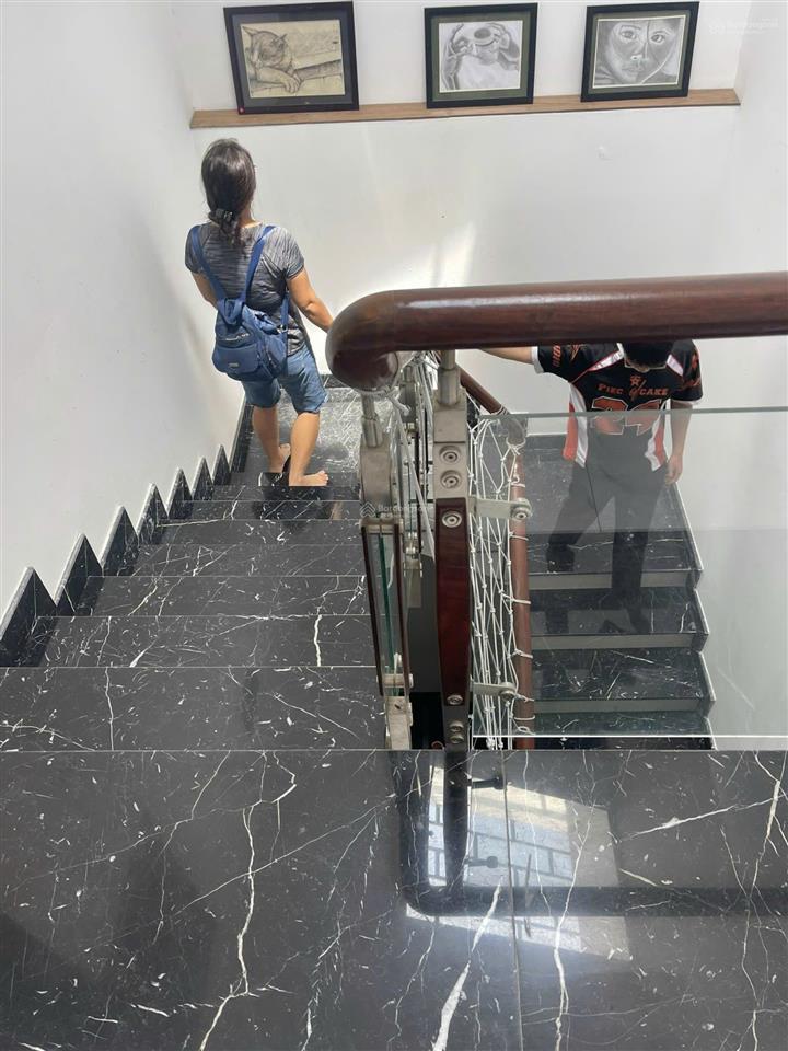 Bán nhà sadeco phước kiển, vị trí đẹp view công viên, có hầm hot nhất hiện nay.