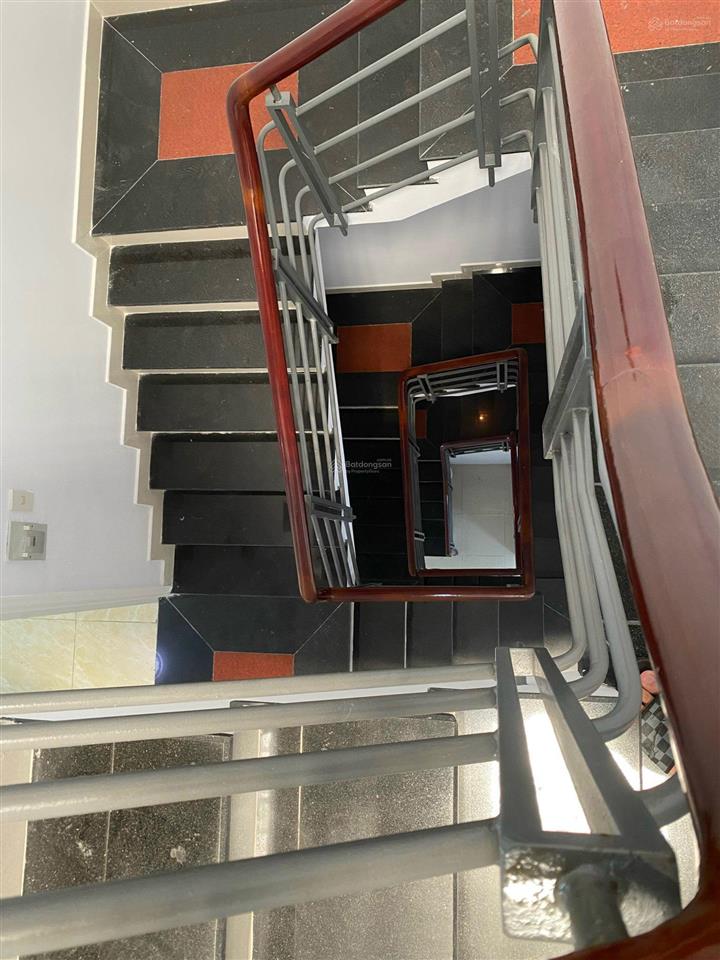 Bán nhà kdc sadeco phước kiển a, 1 trệt, 2 lầu, sân thượng giá 12,5 tỷ