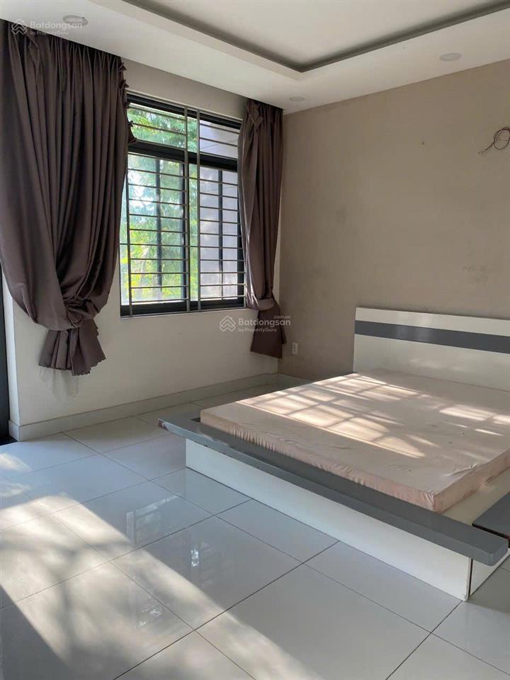 Bán nhà sadeco phước kiển a giá 12,5 tỷ