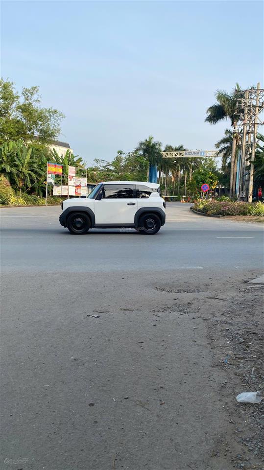 Cần bán 303m2 đất ở, xã quy đức, cách quốc lộ 50 vào 100m gần kcn kizuna. shr, giá 3.3 tỷ