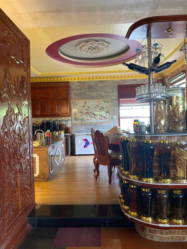 Cần bán gấp nhà mặt phố , mặt tiền đường đoàn nguyễn tuấn ,nhà riêng chính chủ . giá rẻ ,shr