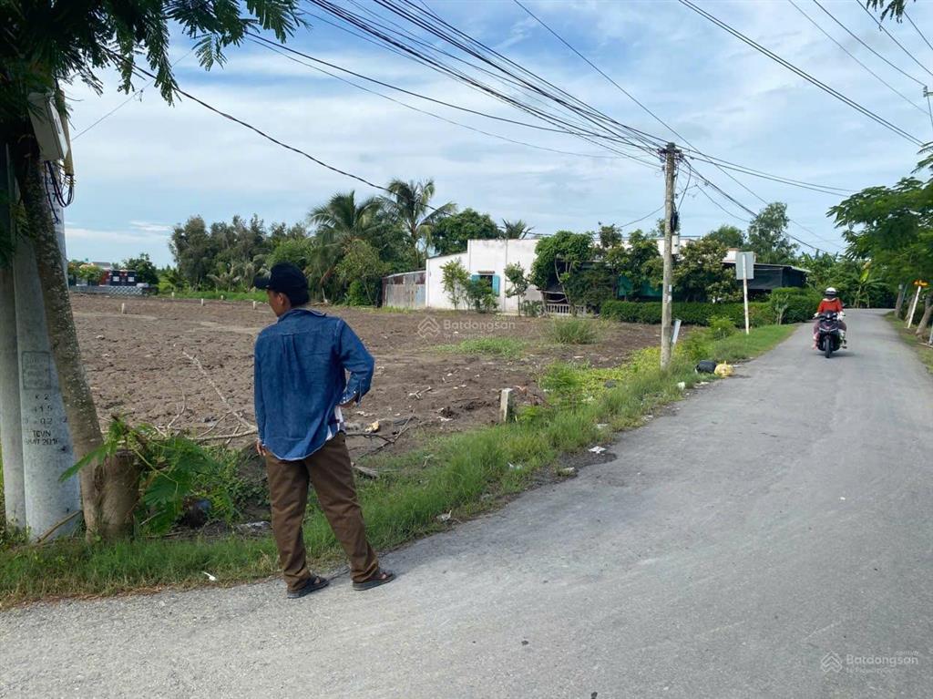 Cần tiền bán đất 2300m thuộc đất giáo dục, ở đường t8 hưng long bình chánh hcm. shr, chính chủ