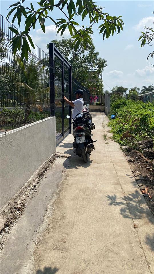Cần tiền cho con đi du học, bán gấp 1000m ont, giá rẻ, có nhà riêng hưng long, bình chánh