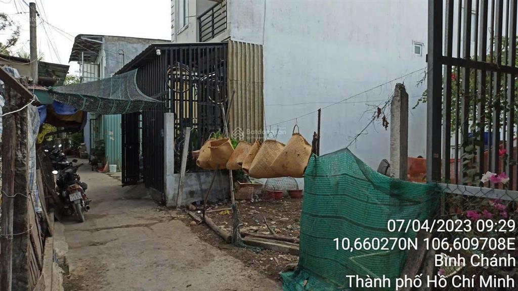 Cần tiền cho con định cư nước ngoài , bán gấp 147m thổ cư , gần chợ hưng long bình chánh hcm