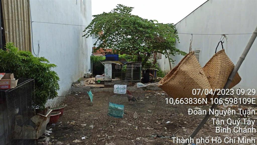 Cần tiền cho con định cư nước ngoài , bán gấp 147m thổ cư , gần chợ hưng long bình chánh hcm