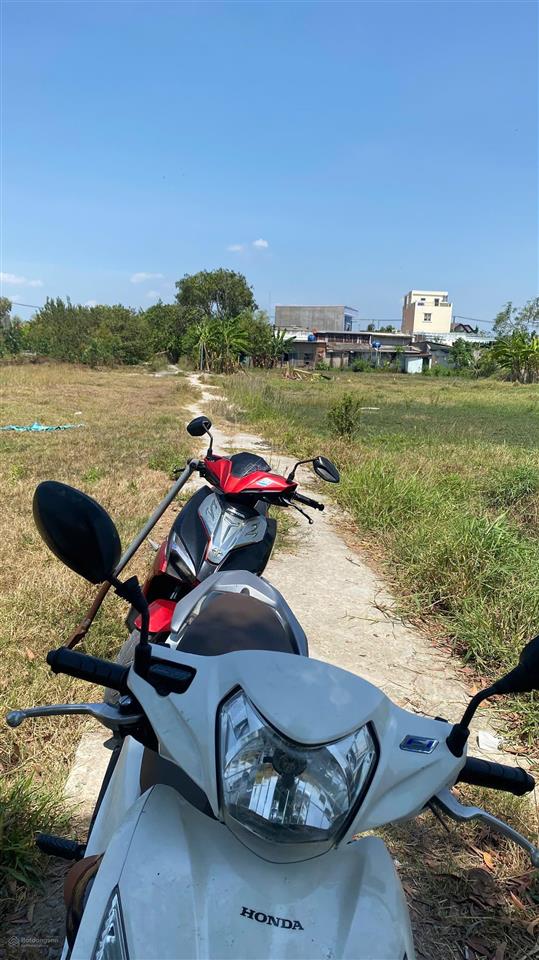 Kẹt tiền bán rẻ 1000m2, đất nằm giữa t8 và t9. đinh văn ước vô 100m. giá 1.95 tỷ shr chính chủ