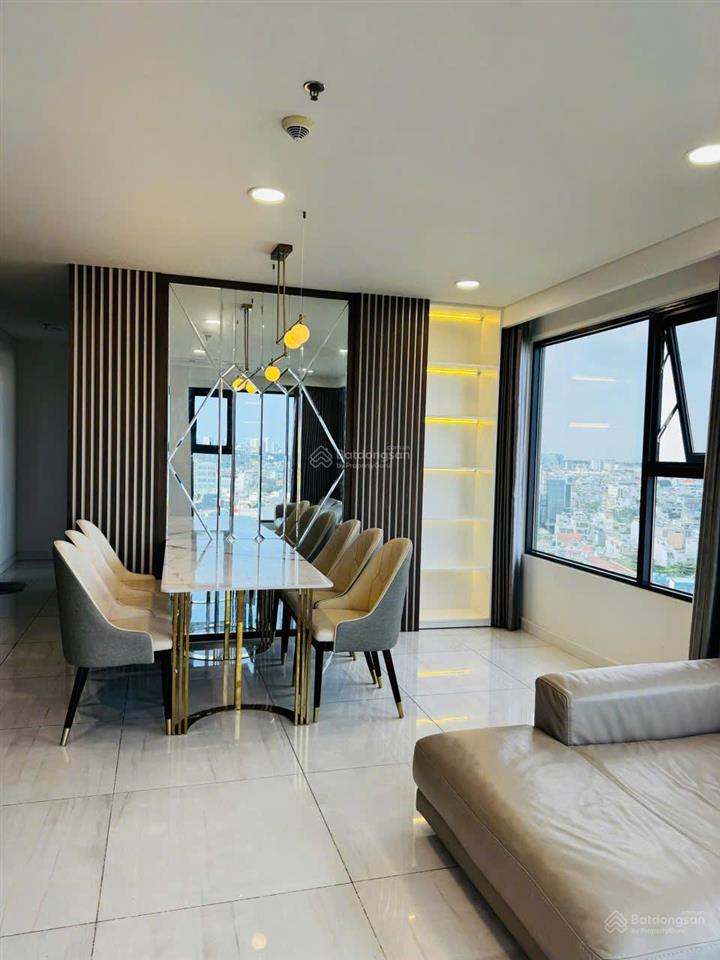 Cho thuê kingdom 3pn 2wc full nội thất giá 35tr/th, dt 80m2. hãy gọi 0901 430 *** loan để xem nhà