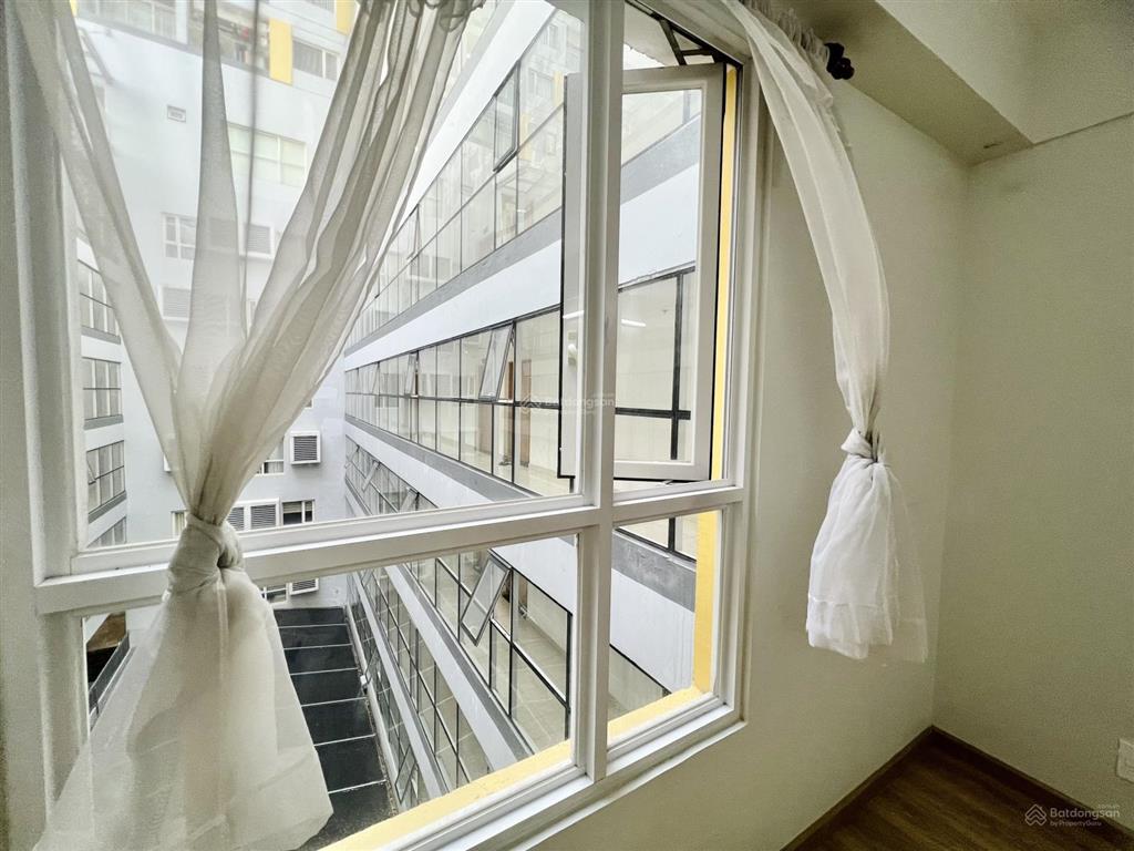 Cho thuê gấp căn hộ 40m² q10  giá 12tr/tháng nt rèm và máy lạnh đang trống sẵn có thể vào ngay