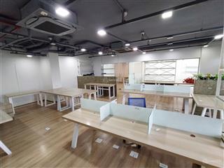 Cho thuê văn phòng căn góc dt 200m2, 85 triệu/th, mặt tiền cao thắng, q10, 0901 430 *** loan