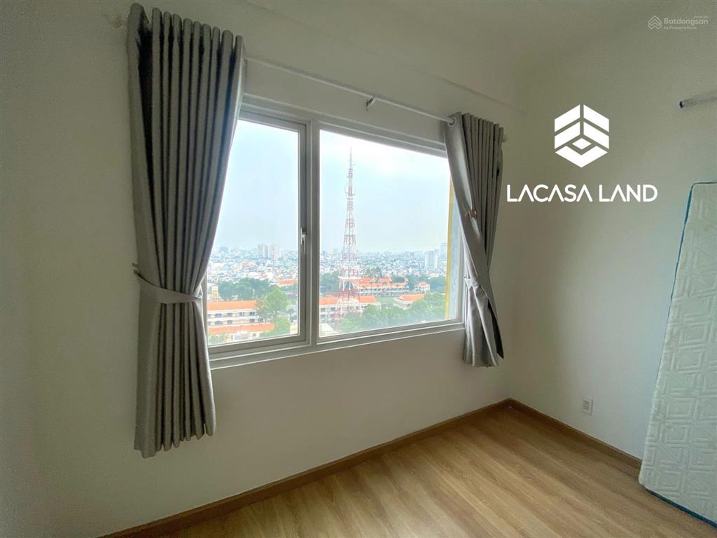 Cho thuê căn hộ charmington q10  72m2 2pn 2wc ntcb giá 17tr/tháng xem nhà  0901 430 ***  ng loan