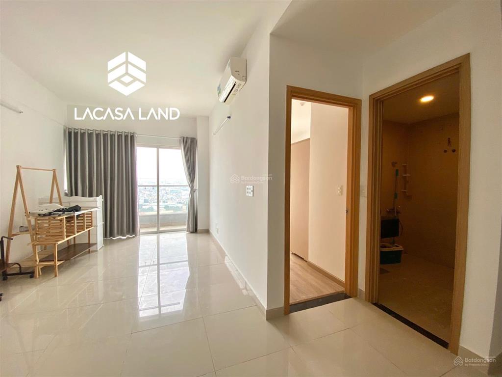 Cho thuê căn hộ charmington q10  72m2 2pn 2wc ntcb giá 17tr/tháng xem nhà  0901 430 ***  ng loan