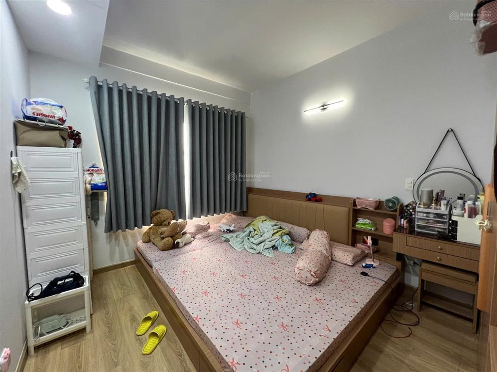 Bán căn hộ q10  2pn2wc 3ty9 để lại toàn bộ nội thất cao cấp,  0901 430 *** nguyễn loan