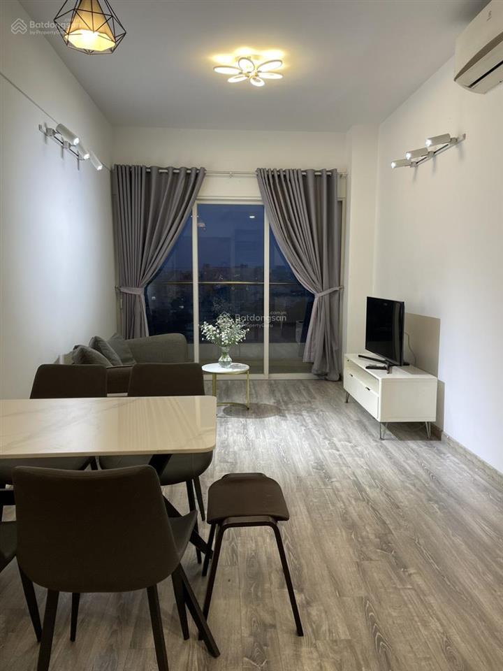 Căn hộ charmington q10 1pn1wc nt gần full giá 18tr/tháng đang trống sẵn xem nhà  0901 430 *** loan