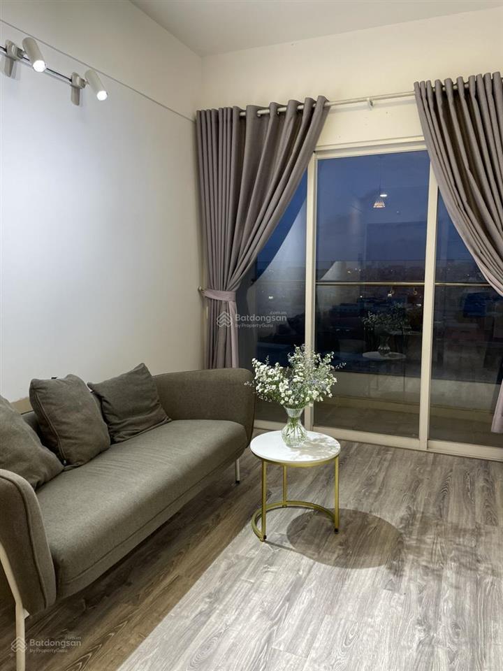 Căn hộ charmington q10 1pn1wc nt gần full giá 18tr/tháng đang trống sẵn xem nhà  0901 430 *** loan