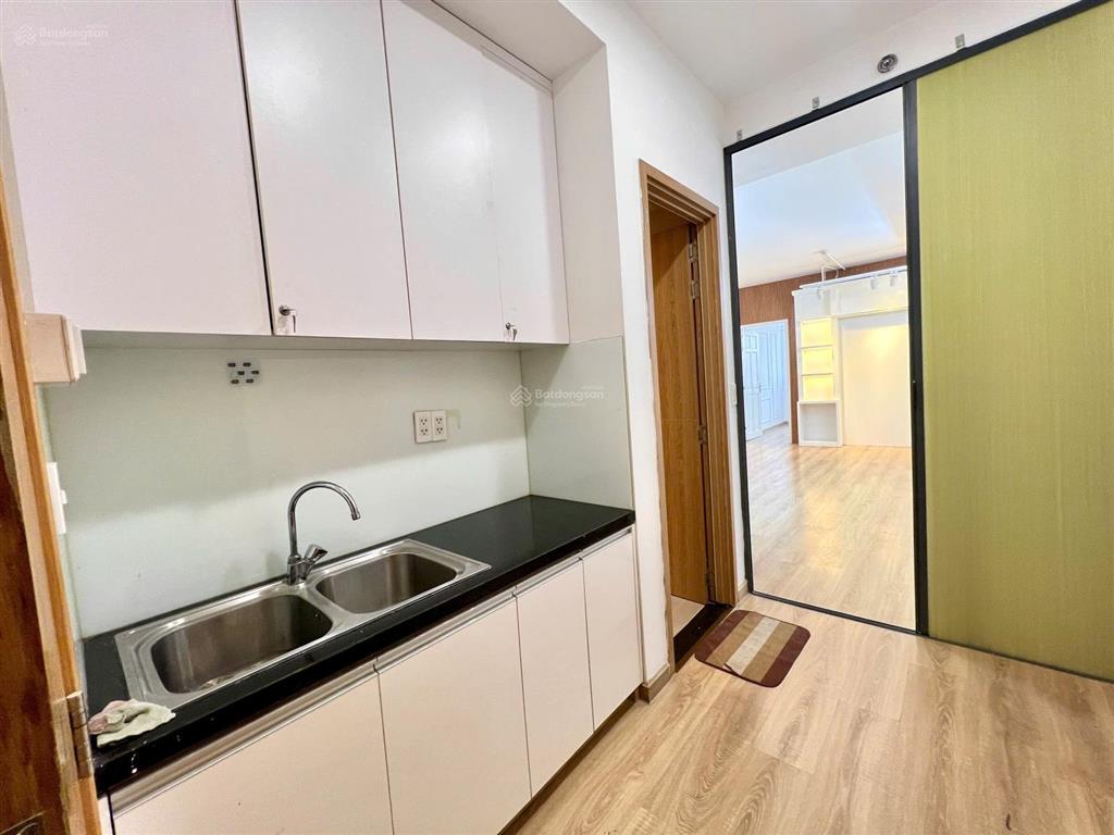 Văn phòng  charmington q10 31m2 9,5tr/th được đkgpkd sử dụng toàn thời gian  0901 430 ***  loan