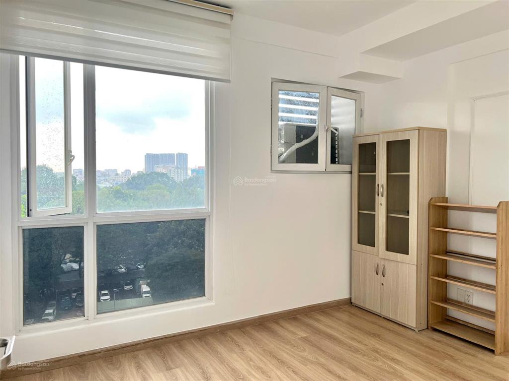 Văn phòng  charmington q10 31m2 9,5tr/th được đkgpkd sử dụng toàn thời gian  0901 430 ***  loan