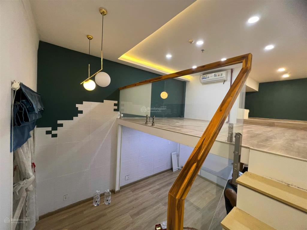 Bán gấp căn studio q10 giá 1,88 tỷ bao sang tên để lại nội thất trần cao có thể làm thêm tầng lửng
