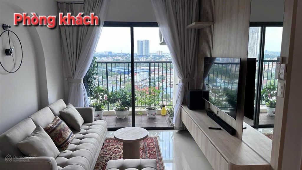 Bán căn hộ góc block c eco xuân  lái thiêu, 3,1 tỷ, 85m2, view sân golf sông bé, full nội thất