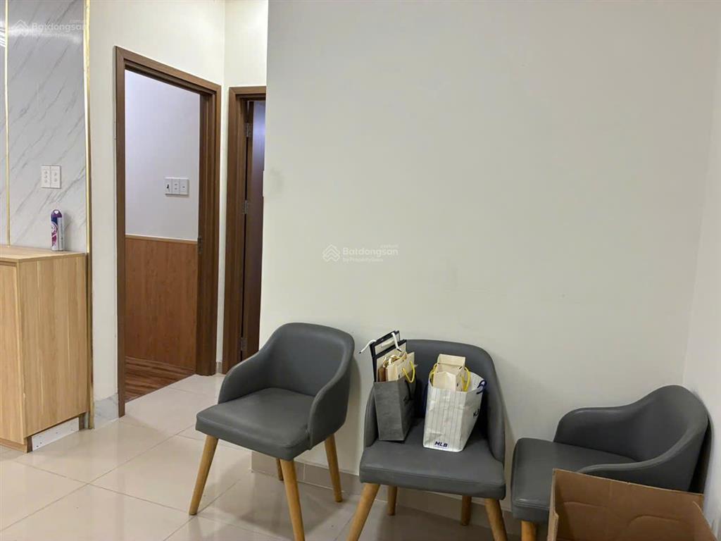 Ch 2pn 74m2 hướng đn, full nt tại block b, eco xuân, 2,5 tỷ, đang cho thuê 6,5tr, shr, view hồ bơi