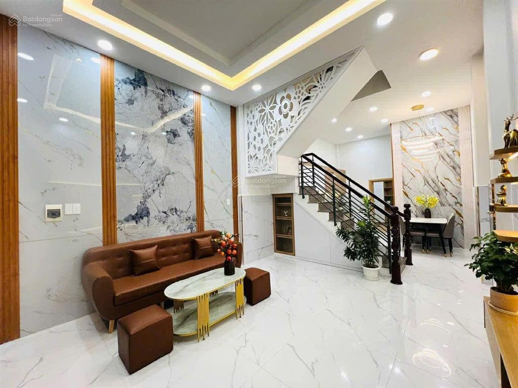 Bán nhà đẹp đón tết phạm văn chiêu 50.7m2 3pn (có pn trệt) chỉ 5.85 tỷ