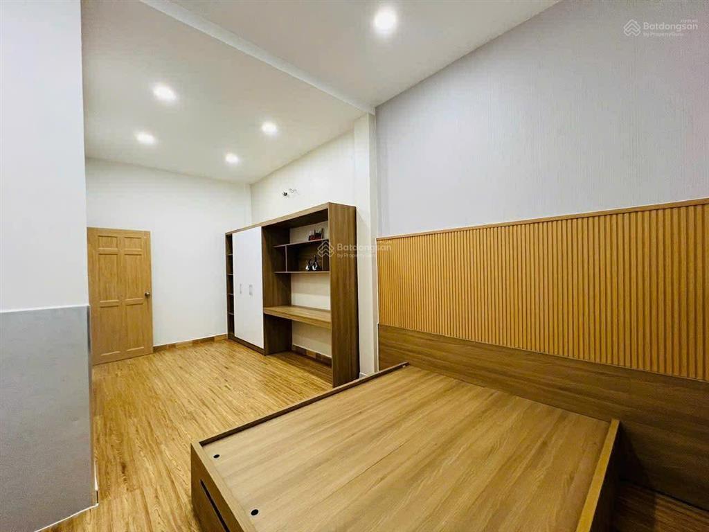 Bán nhà đẹp đón tết phạm văn chiêu 50.7m2 3pn (có pn trệt) chỉ 5.85 tỷ