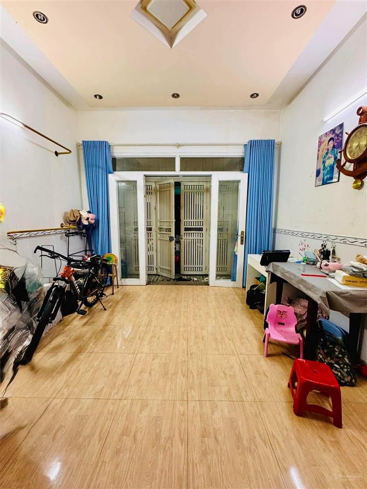 Bán nhà hẻm ô tô trần thị trọng 55m 2 tầng giá 5.6 tỷ