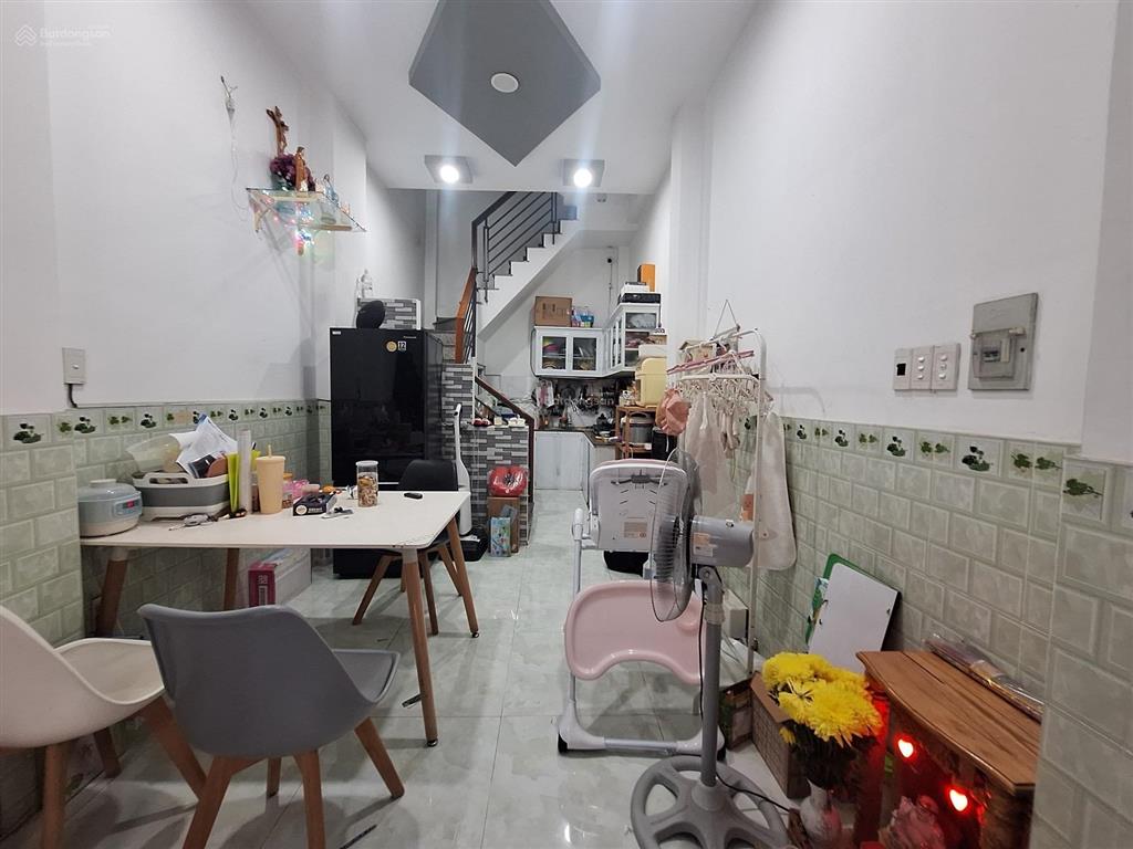 Bán nhà gò dầu tân phú gần mặt tiền 3 tầng sân thượng chỉ 3.55 tỷ